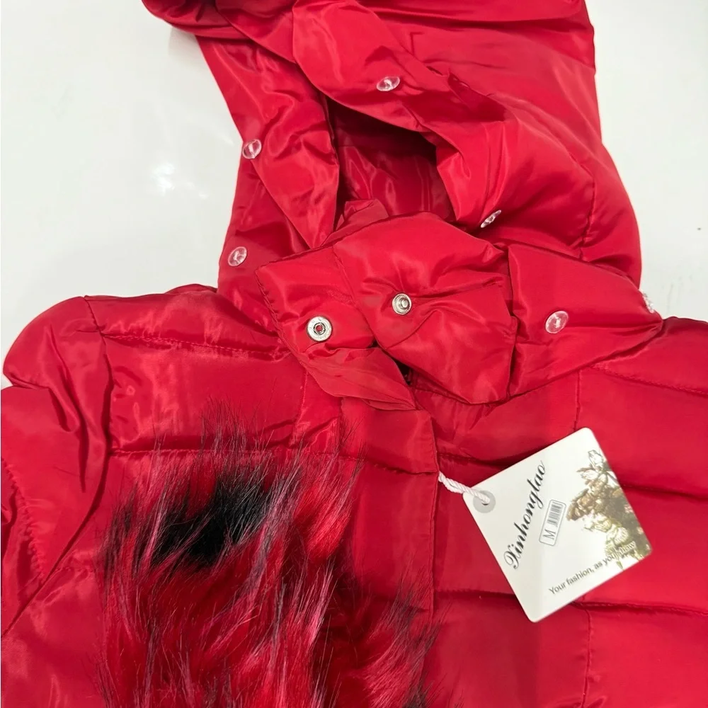 NWT Women's Long Red Puffer Coat with Hood - Size M - Picture 8 of 8
